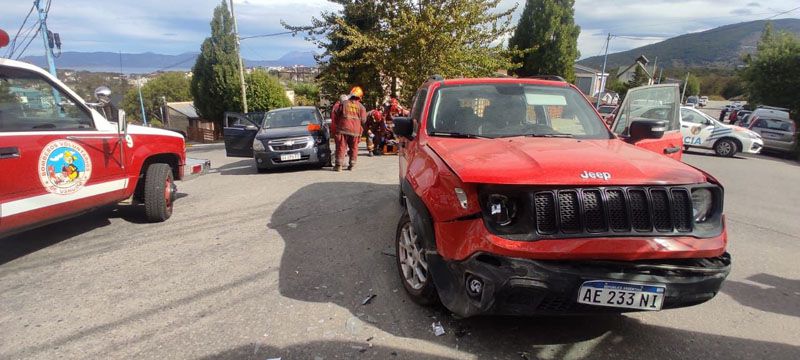 Peligrosa esquina vuelve a ser escenario de un siniestro vial