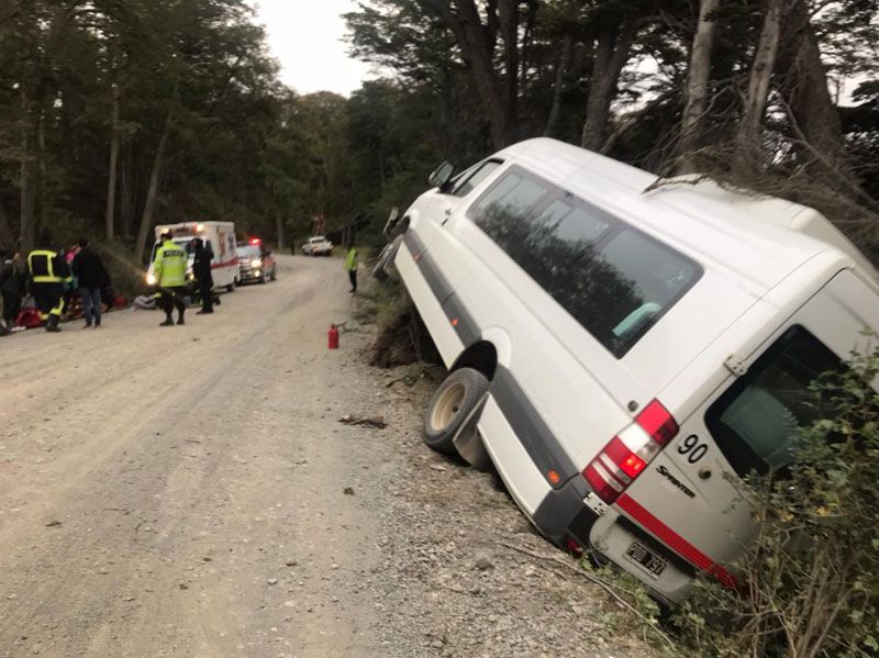 Seis turistas heridos tras un siniestro vial en la “J”