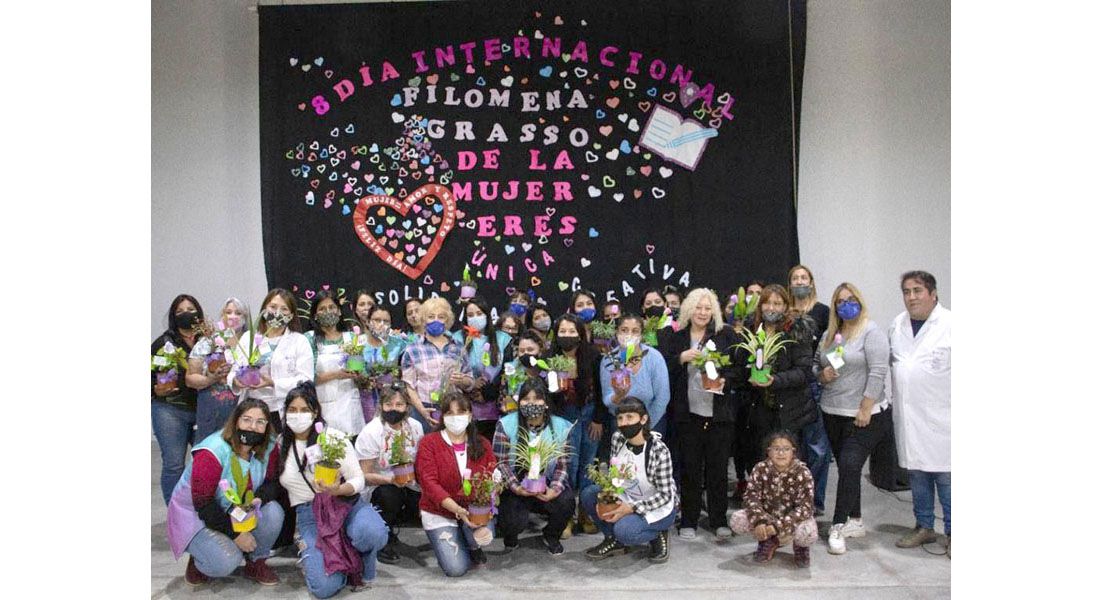  La Municipalidad homenajeó a Filomena Grasso, la primera docente de Ushuaia