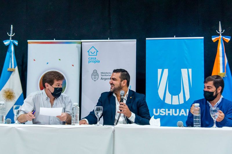 Provincia y la Municipalidad de Ushuaia gestionan 2 mil viviendas