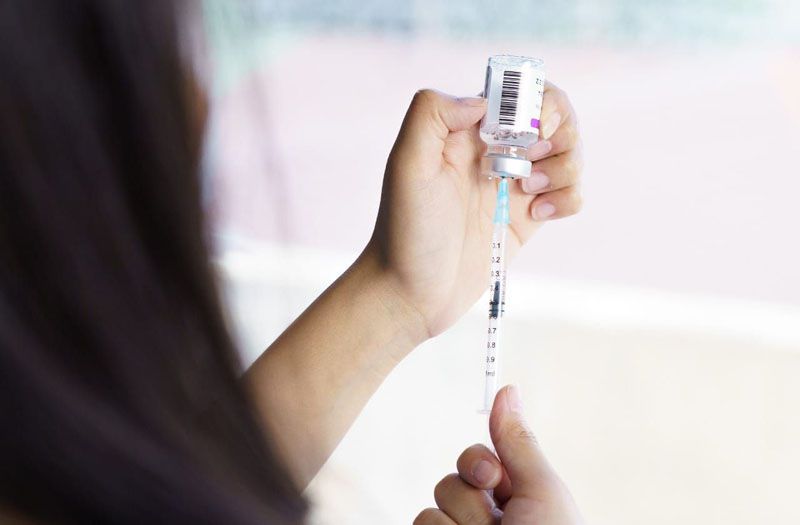 Semana de vacunación con feriado de por medio