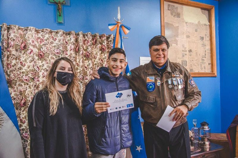 Estudiantes y docentes del Colegio Sábato visitaron el Espacio Pensar Malvinas