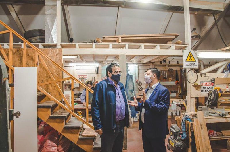 Ferreyra recorrió los Talleres Municipales de Formación Laboral