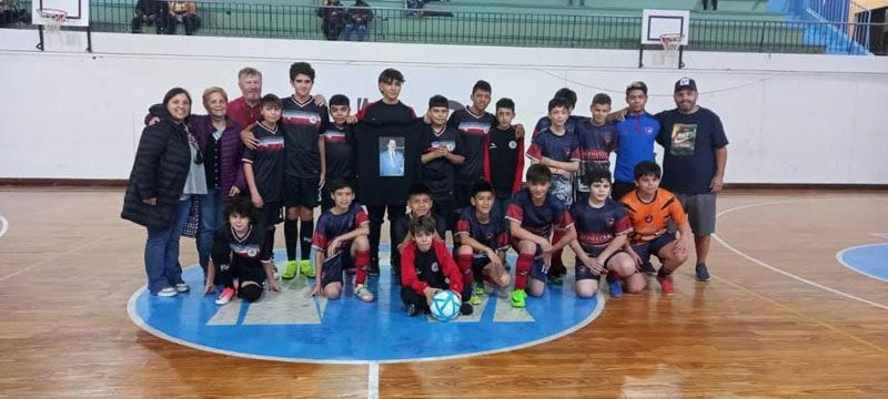  Las glorias del futsal fueguino homenajearon a José ‘Cochocho’ Vargas