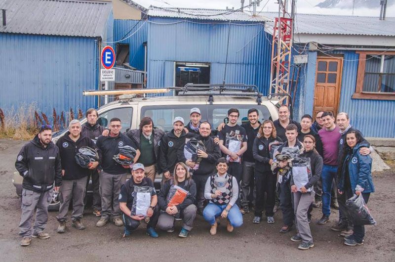 Trabajadores de Defensa Civil recibieron indumentaria y elementos de protección