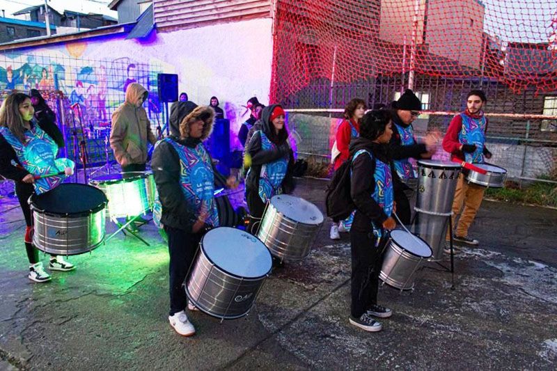 El programa municipal ‘Cultura en Movimiento’ se presentó en el barrio San Vicente