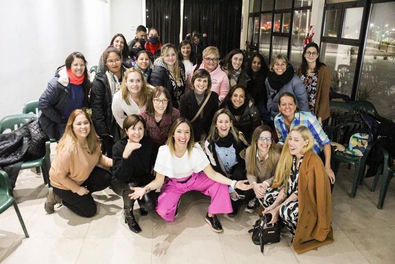 Vecinas y emprendedoras participaron del taller ‘Creétela’