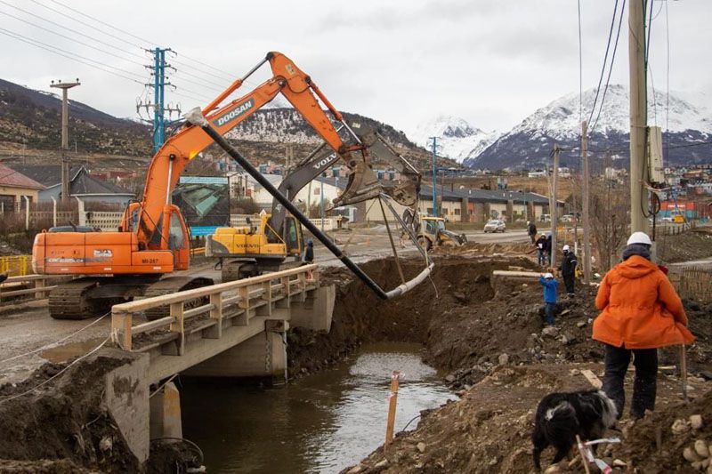 Comenzaron la construcción del nuevo puente sobre el Arroyo Grande