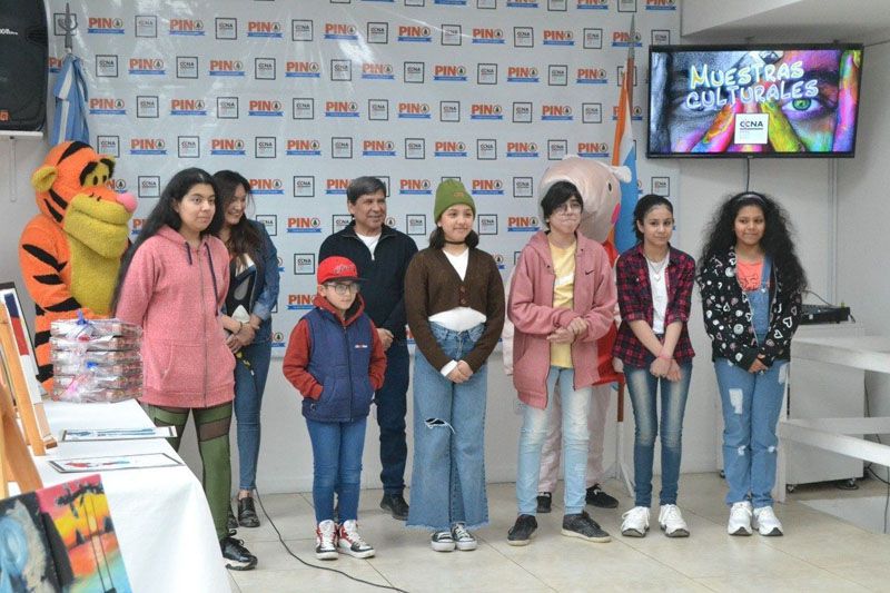 El CCNA inauguró una muestra compuesta por obras de niños de Ushuaia