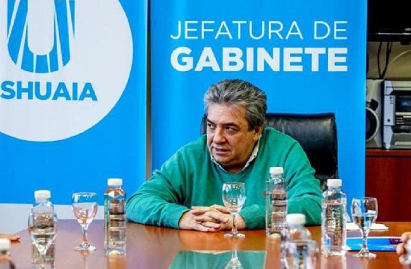 Becerra cruzó a Furlan