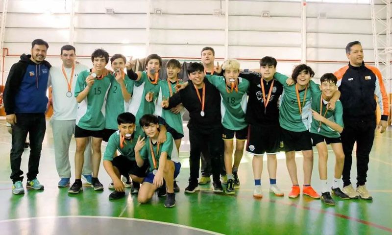 El José Martí se quedó con la final de handball