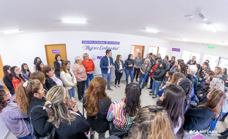 El Intendente recorrió el Centro Integral de la Mujer 
