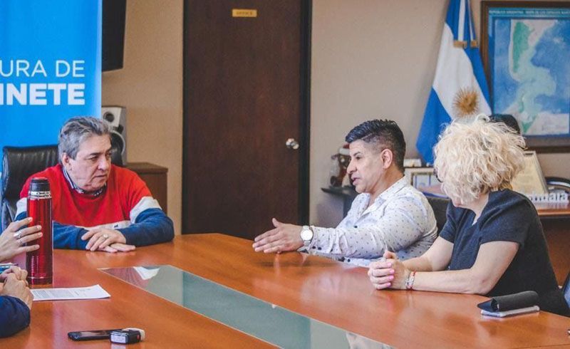 La Municipalidad firmó convenio de cooperación con UTHGRA