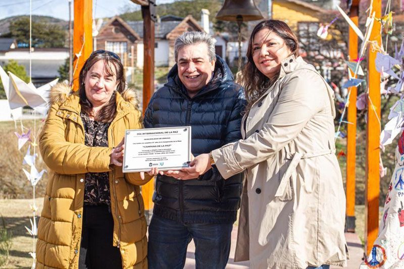Funcionarios municipales acompañaron las actividades del Día Internacional de la Paz