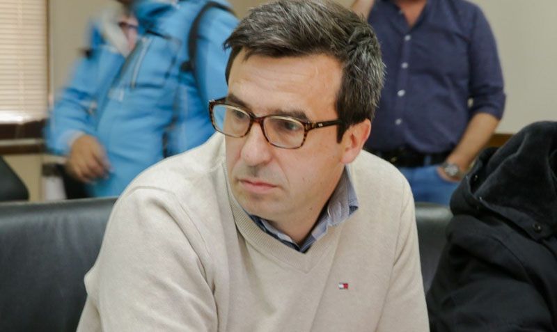 Oscar Rubinos denunció persecución y violencia