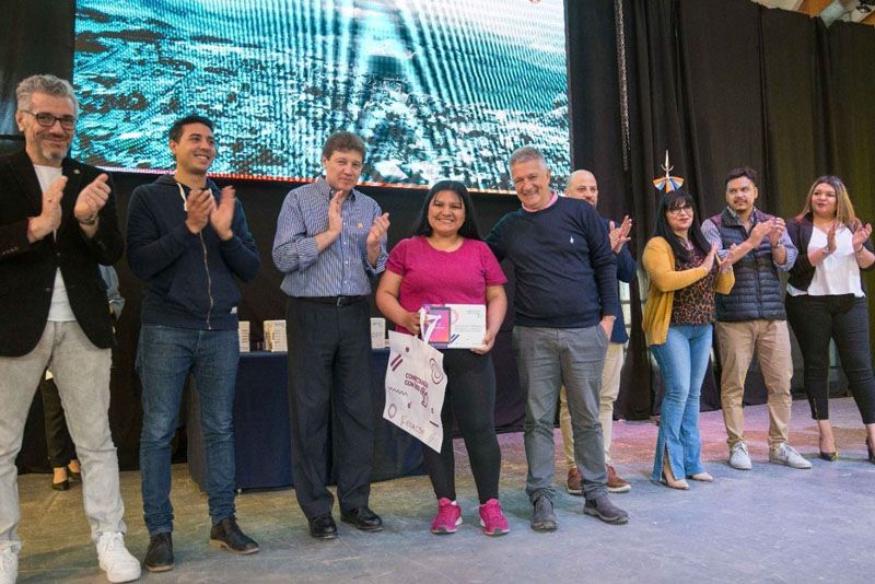 ENACOM entregó 2000 tablets en la provincia 