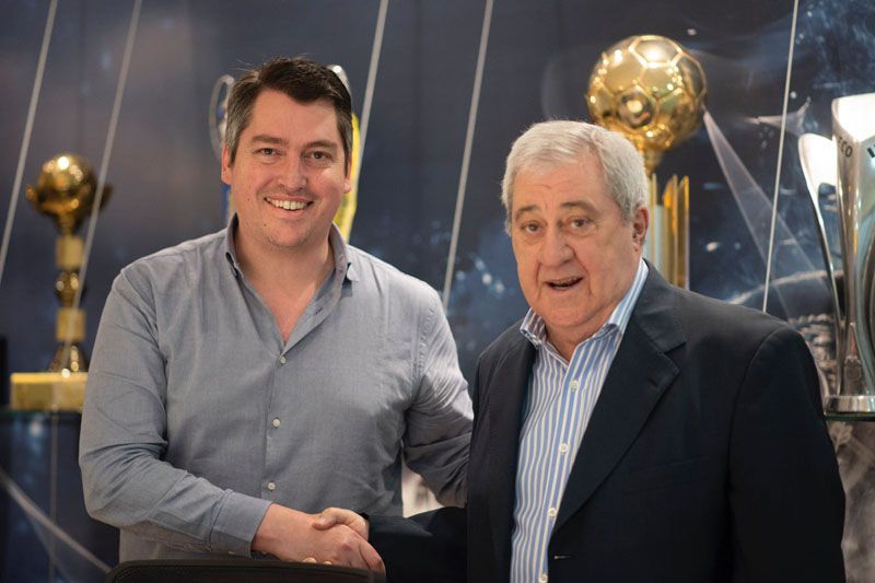 Martín Perez firmó un convenio con el club atlético Boca Juniors