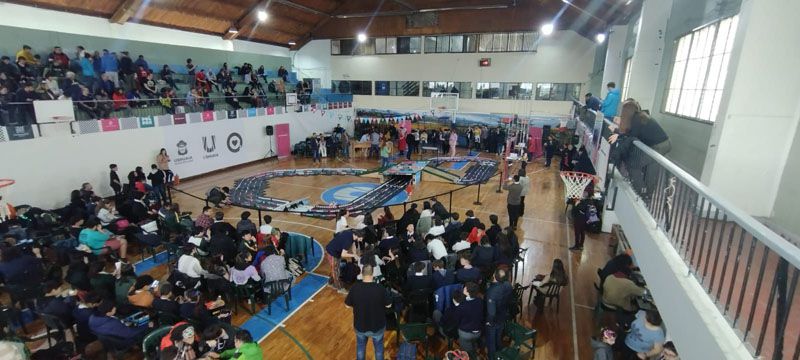 Más de 40 equipos participaron de la final de las Olimpiadas de Tecnología
