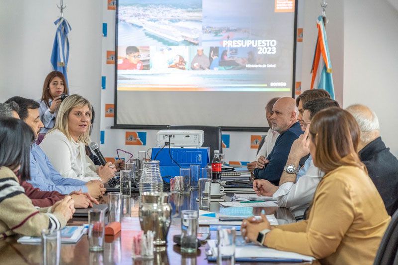 Gobierno y Salud presentaron sus presupuestos para el 2023
