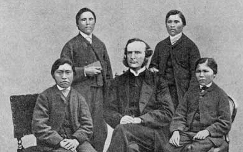 Compadecen a fueguinos por falta de progreso y de un Dios