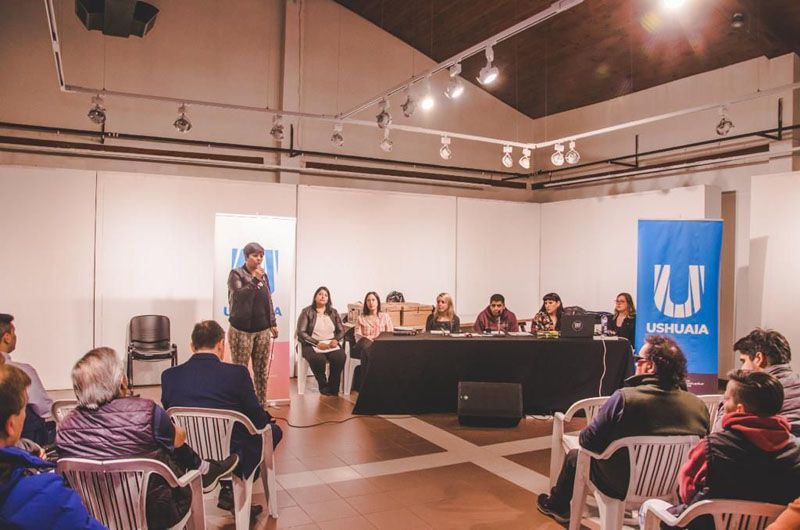 Se abrieron los sobres de ofertas para la concesión de 37 licencias de taxis