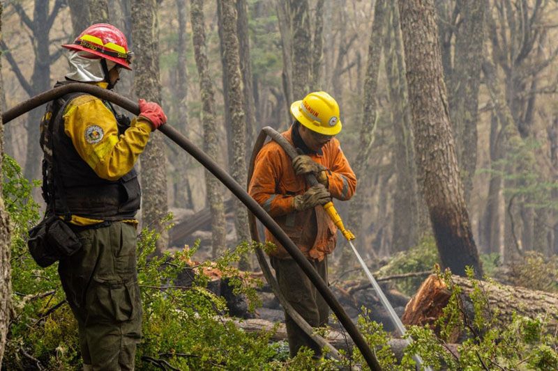Álvarez describió los riesgos de las brigadas que enfrentan el fuego