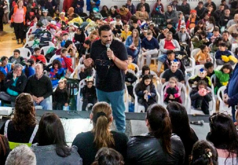 Vuoto encabezó el cierre anual del programa ‘Hábito Lector’