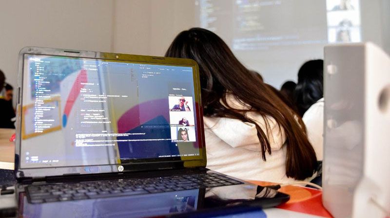 Becas para formación multidisciplinar e inteligencia artificial