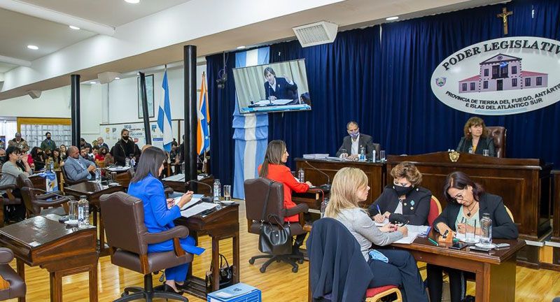 Endeudamiento y presupuesto para cerrar el año 