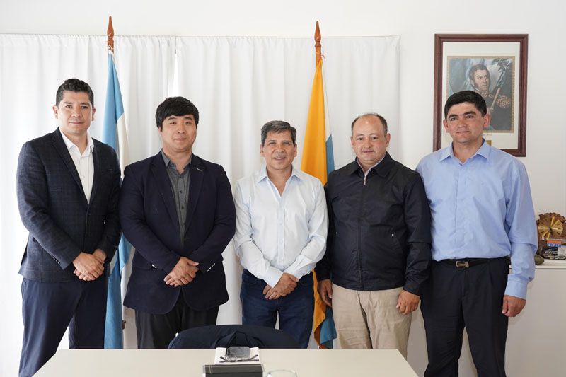 Pino recibió a integrantes de “Unión Internacional de Jóvenes-IYF” 