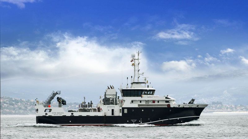 Un buque argentino navegará aguas cercanas a más islas Georgias del Sur