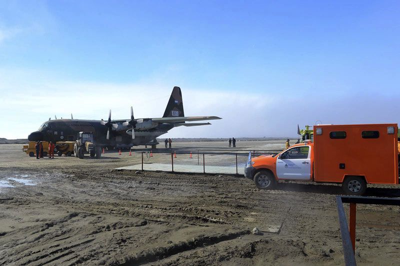 Escala de Alberto Fernández en Ushuaia rumbo a la Antártida  