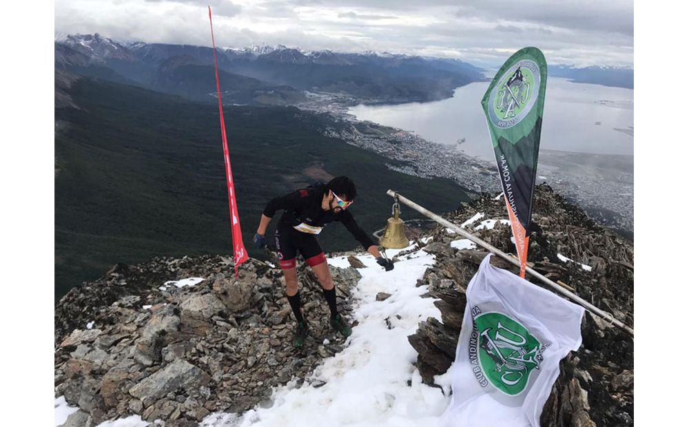 Domingo quemando piernas con la Vertical Race