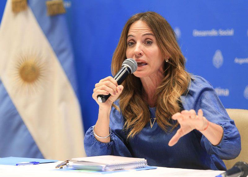Tolosa Paz confirmó que dará la baja 85 mil titulares del potenciar trabajo