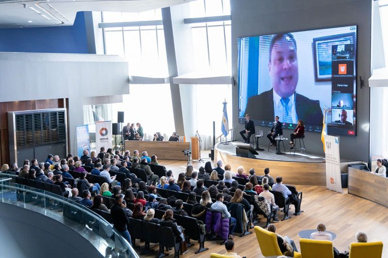 Se presentó el libro Tratado de Derecho Antártico