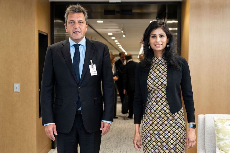 Massa se reunió con el FMI y se encamina la aprobación de la revisión