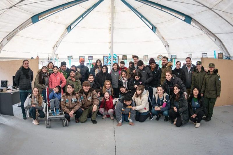 Arias destacó la visita de Instituciones a la Carpa y el Espacio Pensar Malvinas