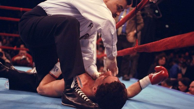 Un boxeador muere al sufrir un paro cardíaco sobre el ring