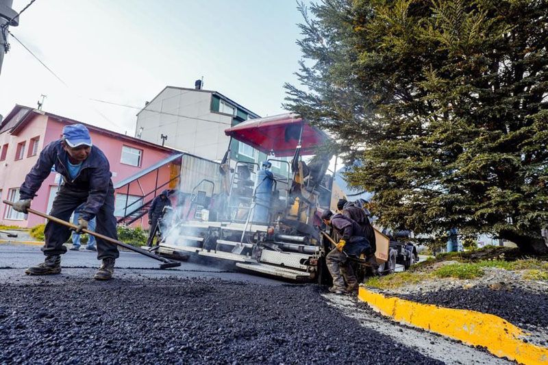 Avanza la pavimentación de las calles Trejo Noel y ARA General Belgrano
