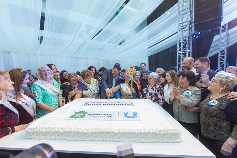 La Municipalidad celebró la Elección Provincial de la Reina de Adultos Mayores