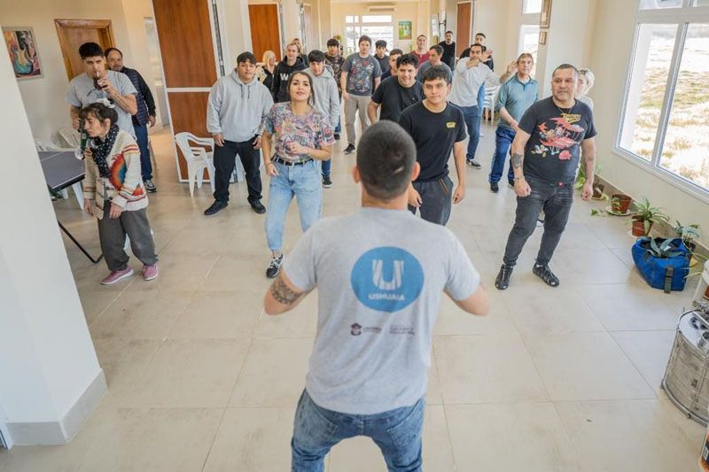 Se realizó un nuevo Taller de Movimiento con Tambores en Reencontrándonos