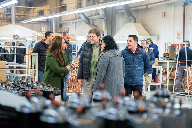 Melella visitó la Cooperativa Tierra del Fuego 