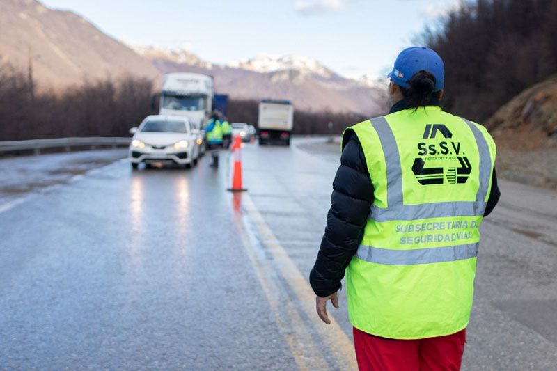 Ya es obligatorio su uso en rutas provinciales pero no en la ciudad 