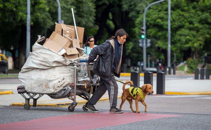 Una familia necesitó más de 203 mil pesos en abril para no ser pobre