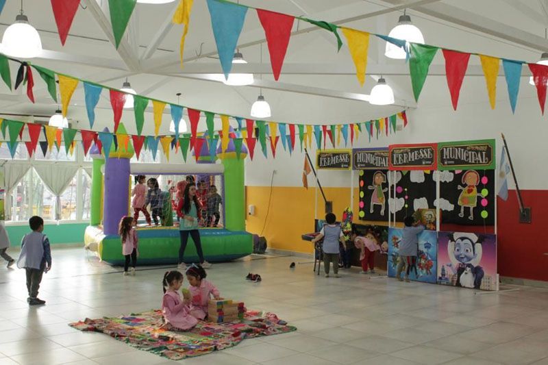 La Kermés municipal acompañó el Día de los Jardines de Infantes