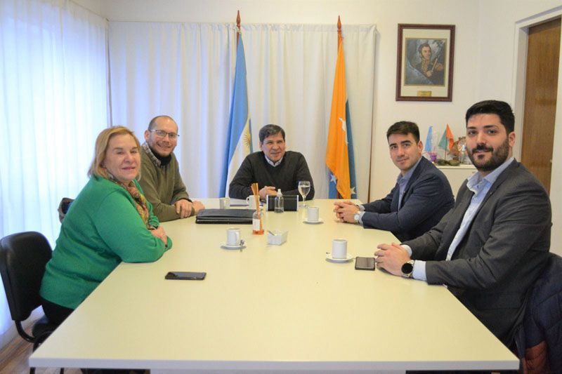 Pino mantuvo un encuentro con autoridades nacionales de CAME Joven