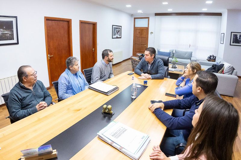 El Intendente firmó la adjudicación de un predio para la “Sagrada Familia”