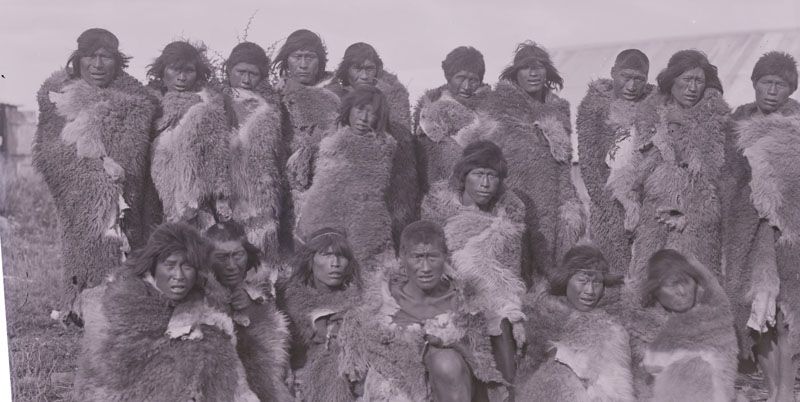 Gobernador envía un pelotón de soldados a capturar nativos