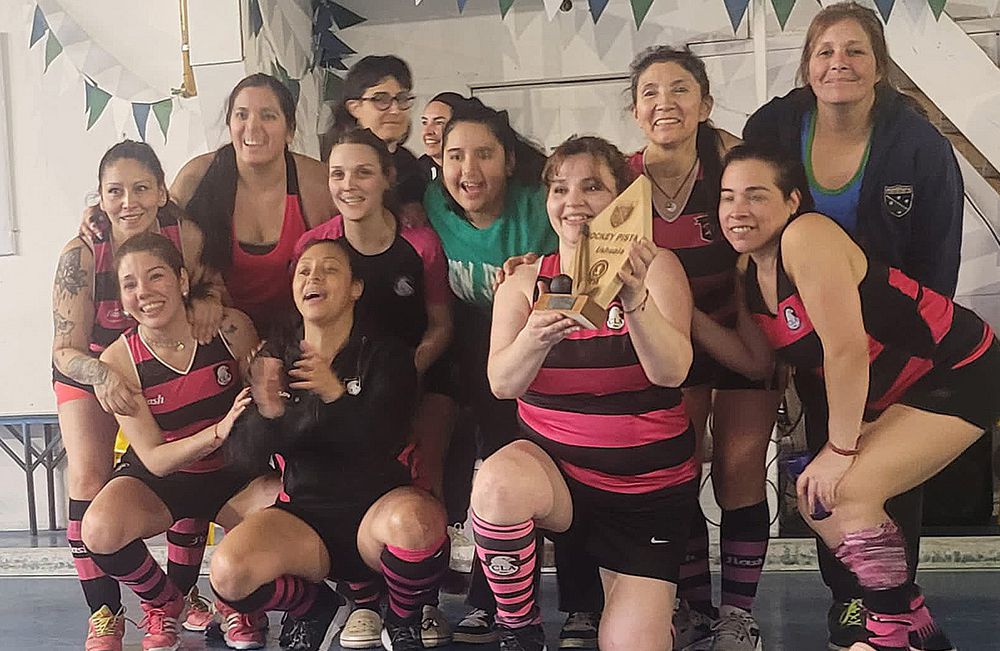 Las Mamis de Hockey disputaron un nuevo certamen