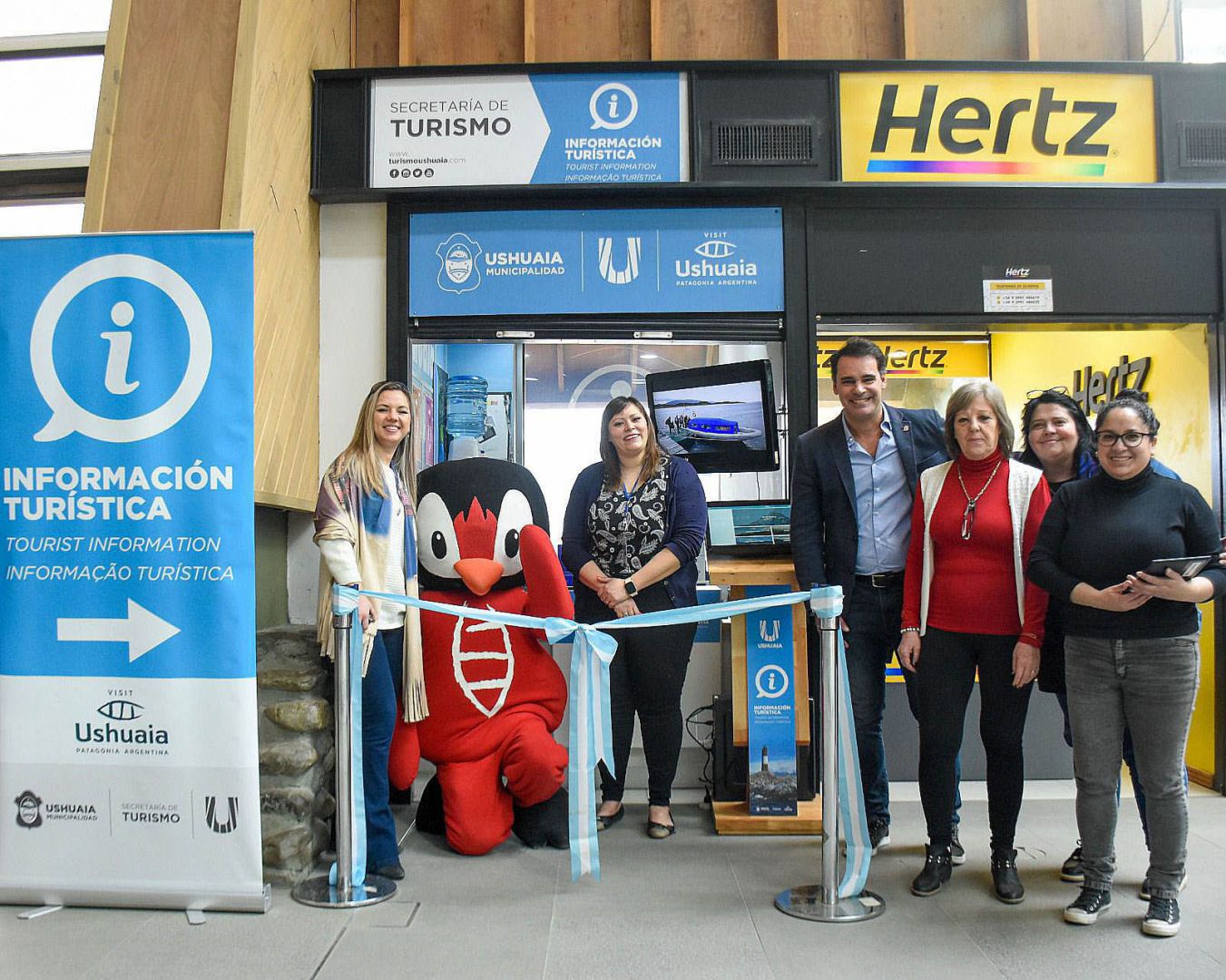 Se relanzó la Oficina de Turismo municipal en el Aeropuerto Islas Malvinas